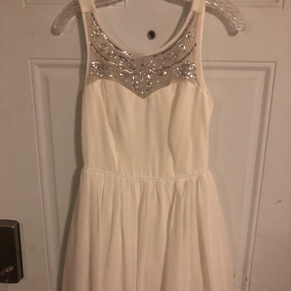 Gently worn white bejeweled dress 💜